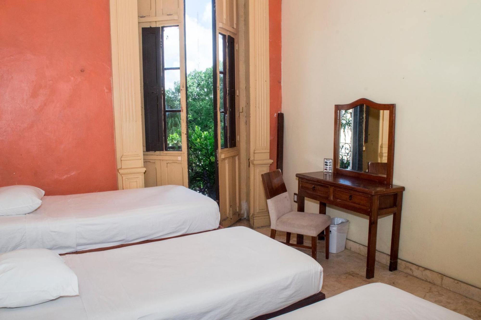 Hostal Zocalo Hotel Merida Bagian luar foto